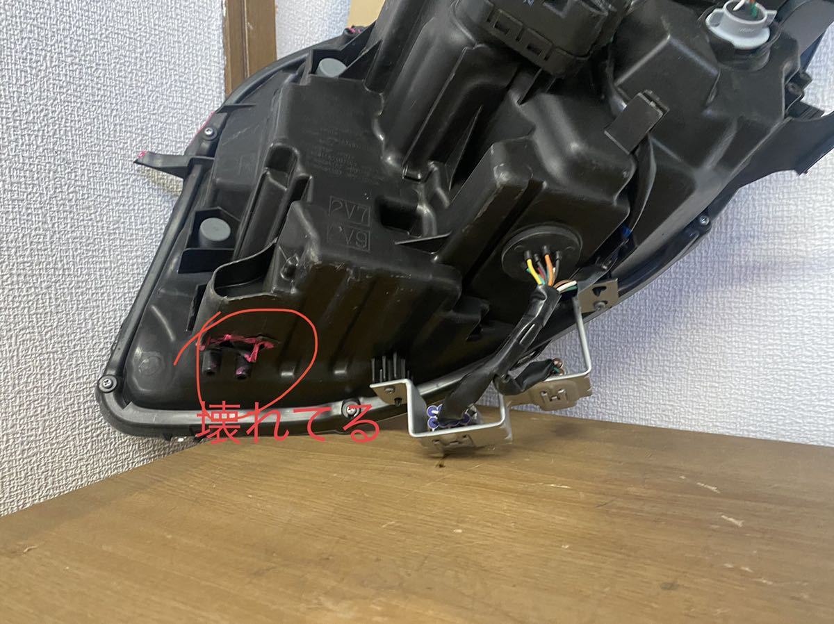 80 前期 ノア エスクァイア 左 LED ヘッドライト 磨き済み ノア