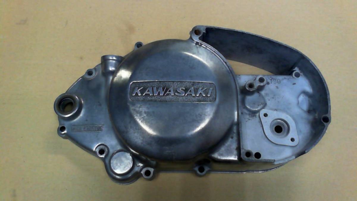 マッハ SS250/350/400 S1/S2/S3 KH250/400 右エンジンカバー タコ 