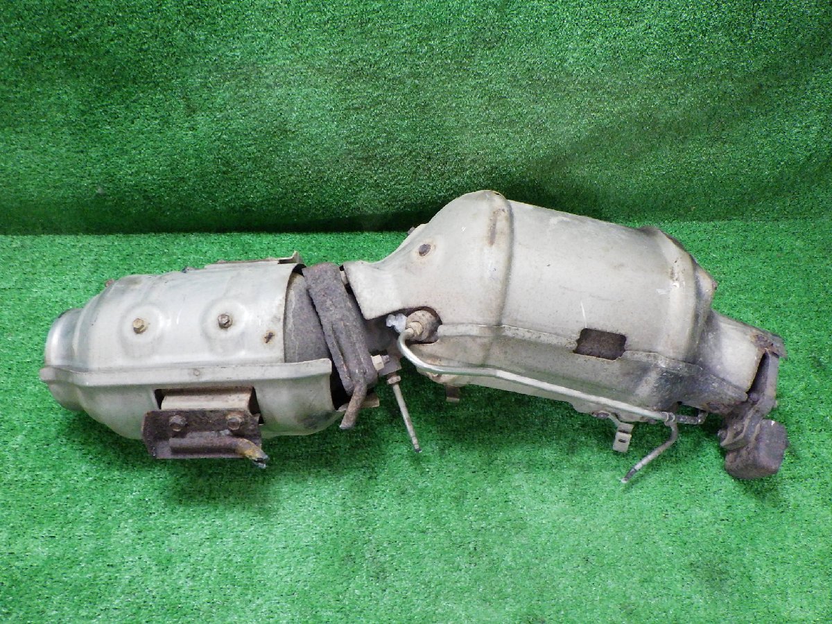 日産 NV350キャラバン VW6E26 素材用 触媒/コンバーター