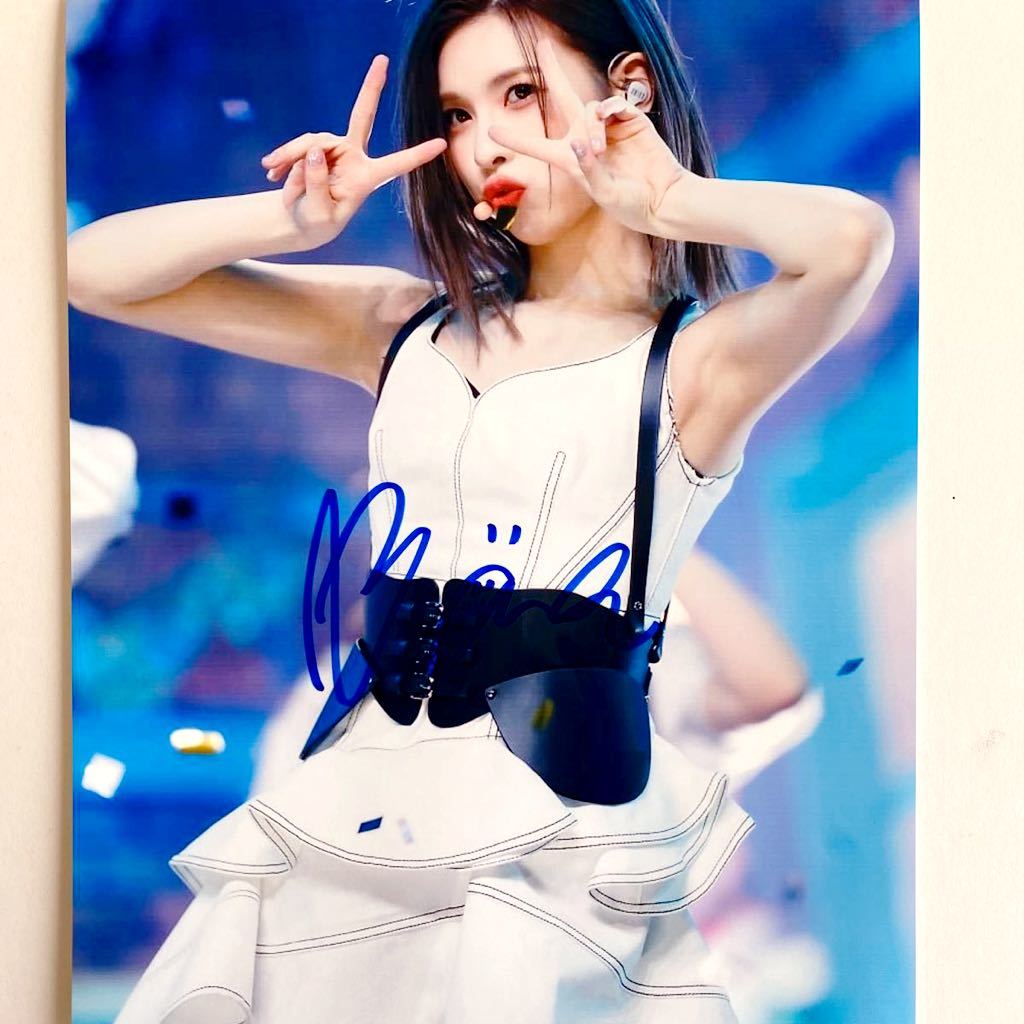 NMIXX (ベイ)直筆サイン入り写真(アジアンポップス)｜売買された