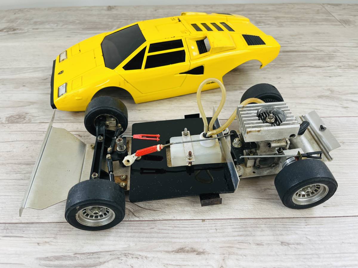70年代TAIYO ランボルギーニカウンタック リモコンコード付きラジコン