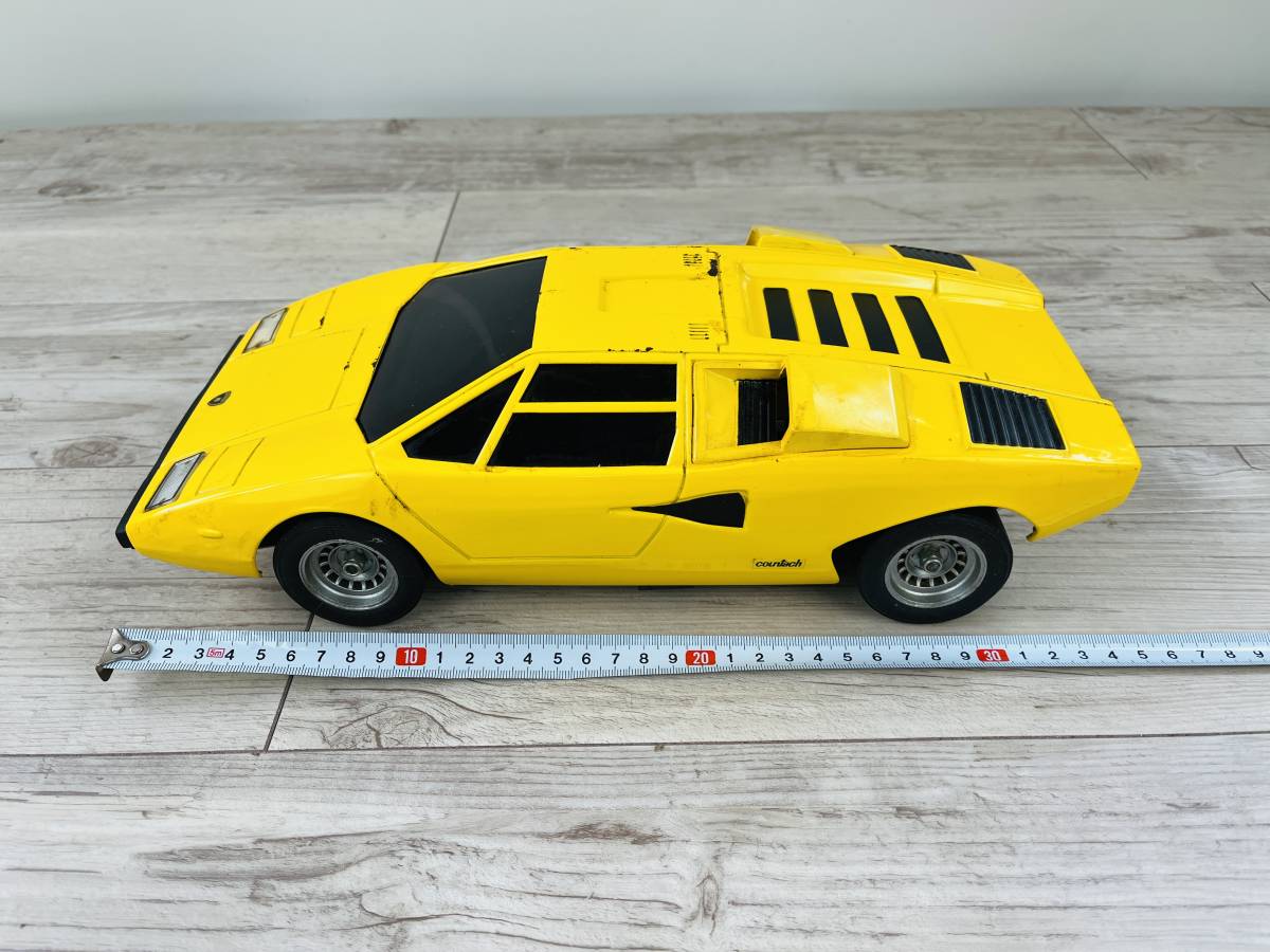 No.182] RC ラジコン ランボルギーニ カウンタック LP400 エンジン