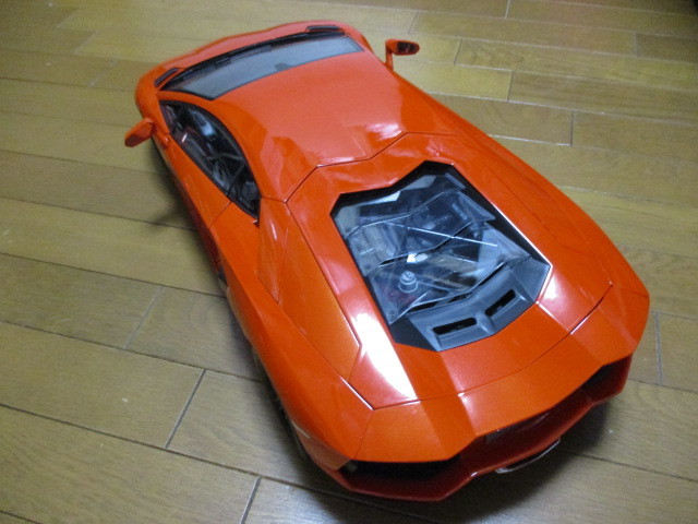 送料込み ポケール 1/8 ランボルギーニ アヴェンタドール オレンジ  