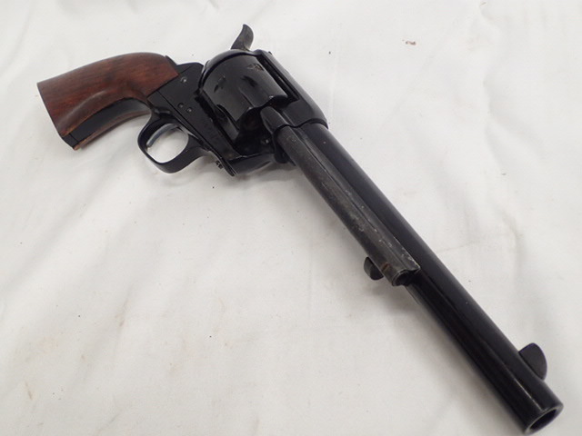 022102 ☆木製グリップ♪CMC COLT SINGLE ACTION ARMY.45 樹脂製モデル