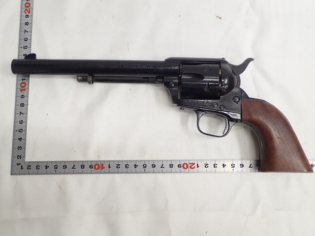 022102 ☆木製グリップ♪CMC COLT SINGLE ACTION ARMY.45 樹脂製モデル