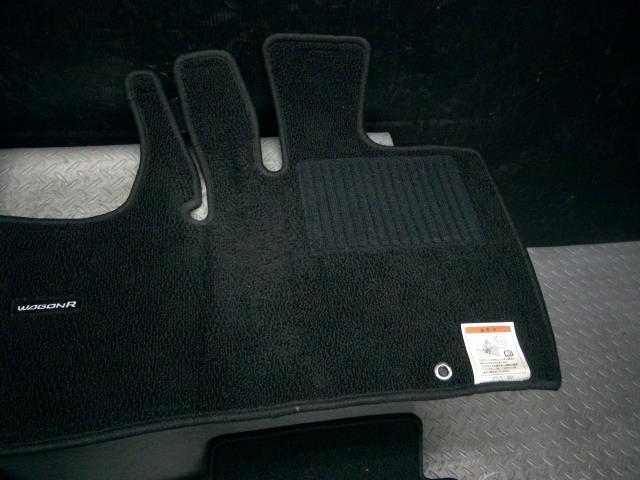 2025，最新作 ワゴンＲ 5AA-MH95S フロアマット 2枚