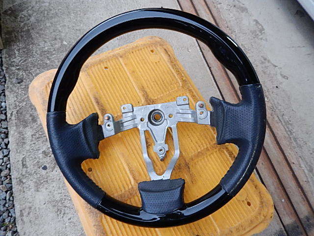 ★　マツダ　AZワゴン ＭＪ２１Ｓ　ステアリング　ピアノブラック　中古品　★_1