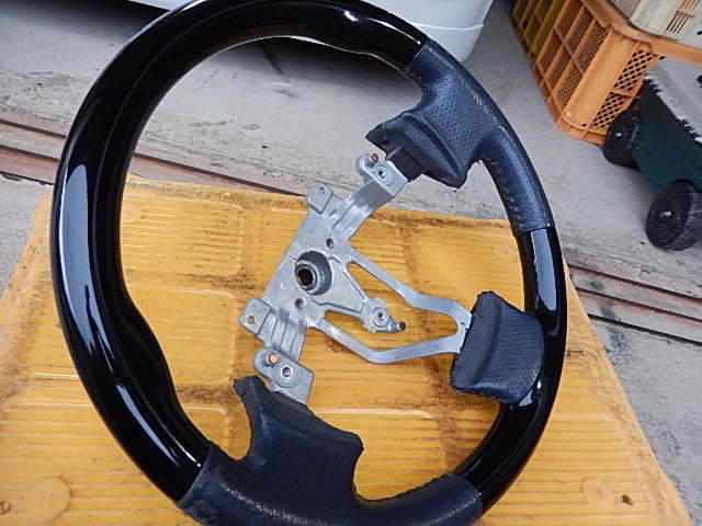 ★　マツダ　AZワゴン ＭＪ２１Ｓ　ステアリング　ピアノブラック　中古品　★_2