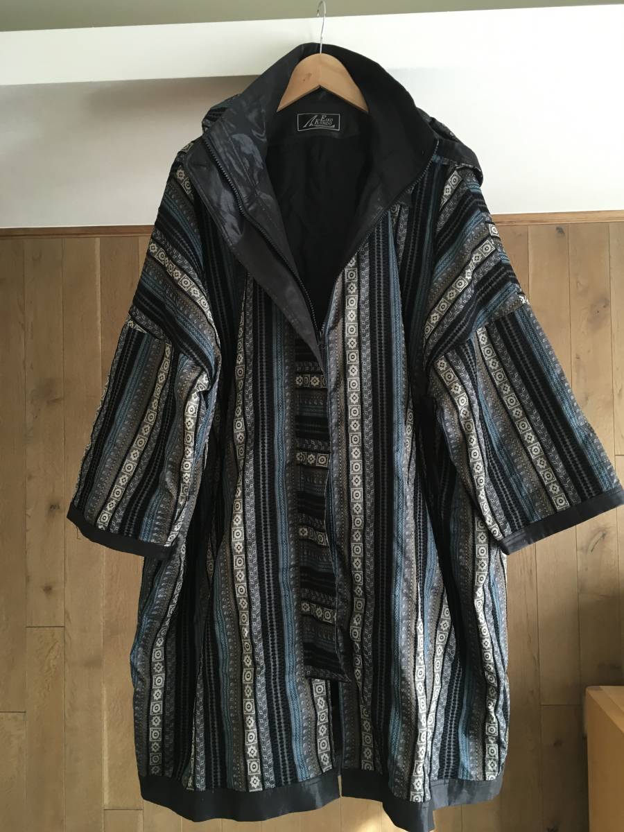 美品 エイココンドウEIKO KONDO コート42 エイコ KONDO EIKO 個性派 