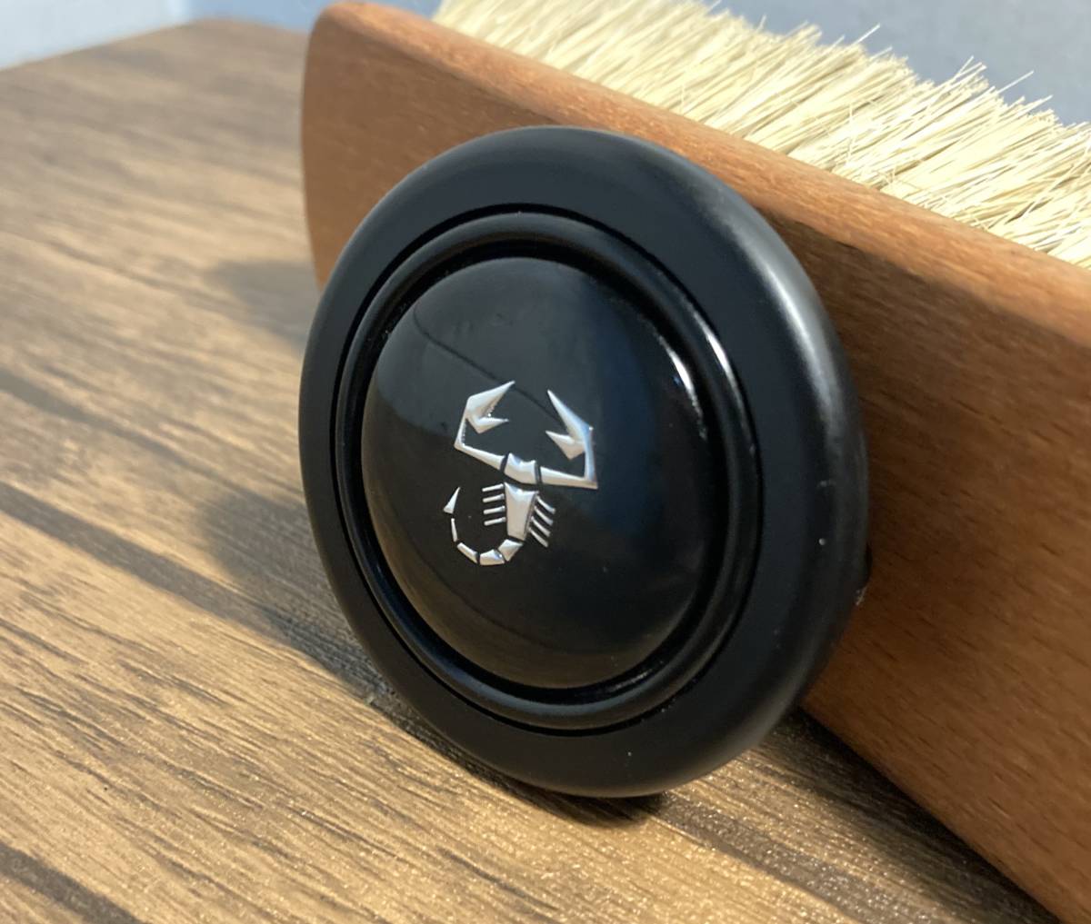 ABARTHアバルト MOMO社製 ステアリング ホーンボタン 93年製 FIAT