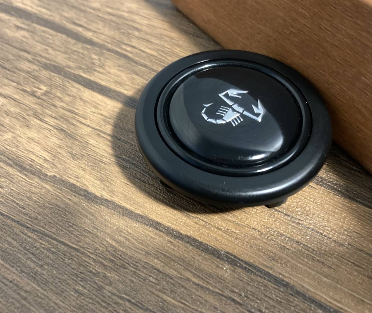 ABARTHアバルト MOMO社製 ステアリング ホーンボタン 93年製 FIAT