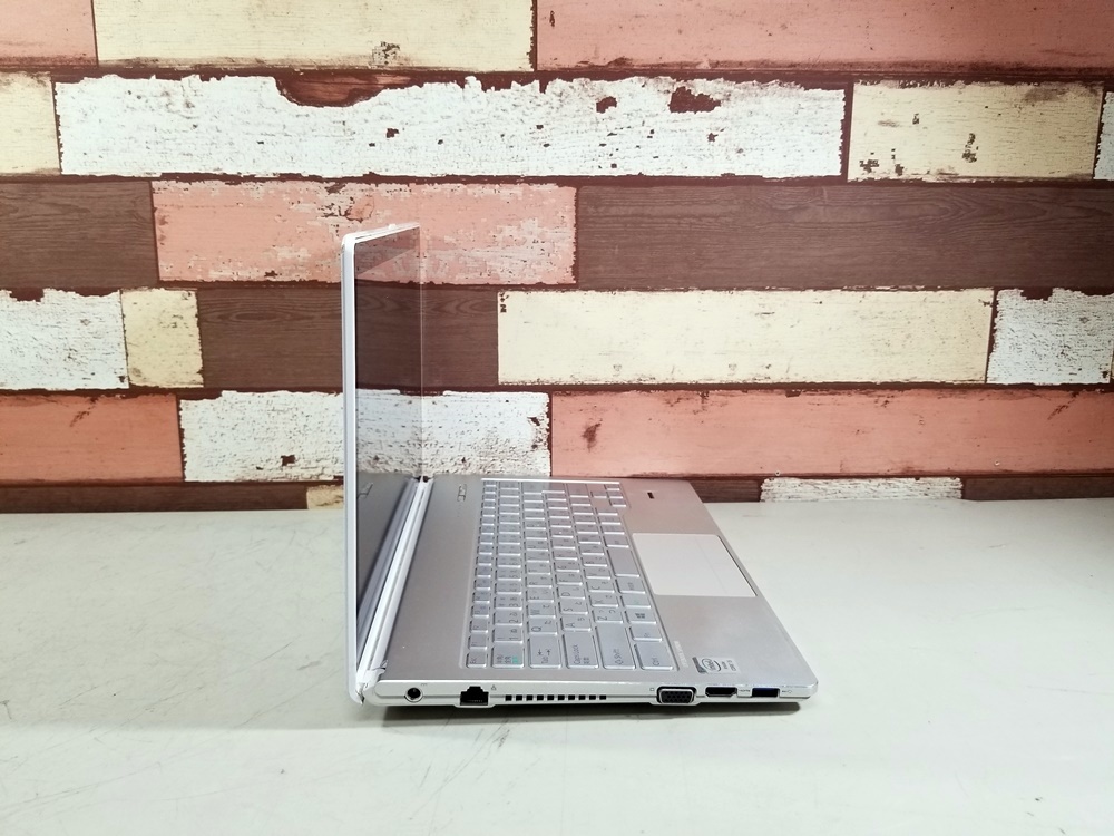 富士通 LIFEBOOK SH90/M Windows11 Windows11搭載 富士通