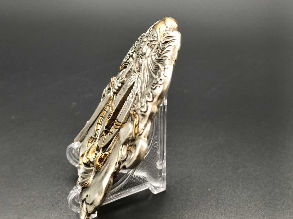 81749 日本刀装具 81651 日本刀装具 刀鍔 武将の図 銅地 細工