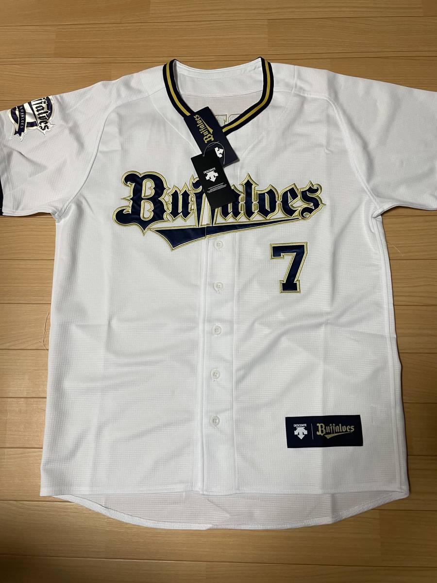 オリックスバファローズ 吉田正尚 直筆サインユニフォーム レッド