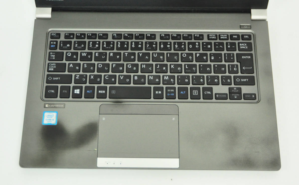 ♪ 上位モデル dynabook R63/H ♪第8世代 Core i5-8250U/ メモリ8GB