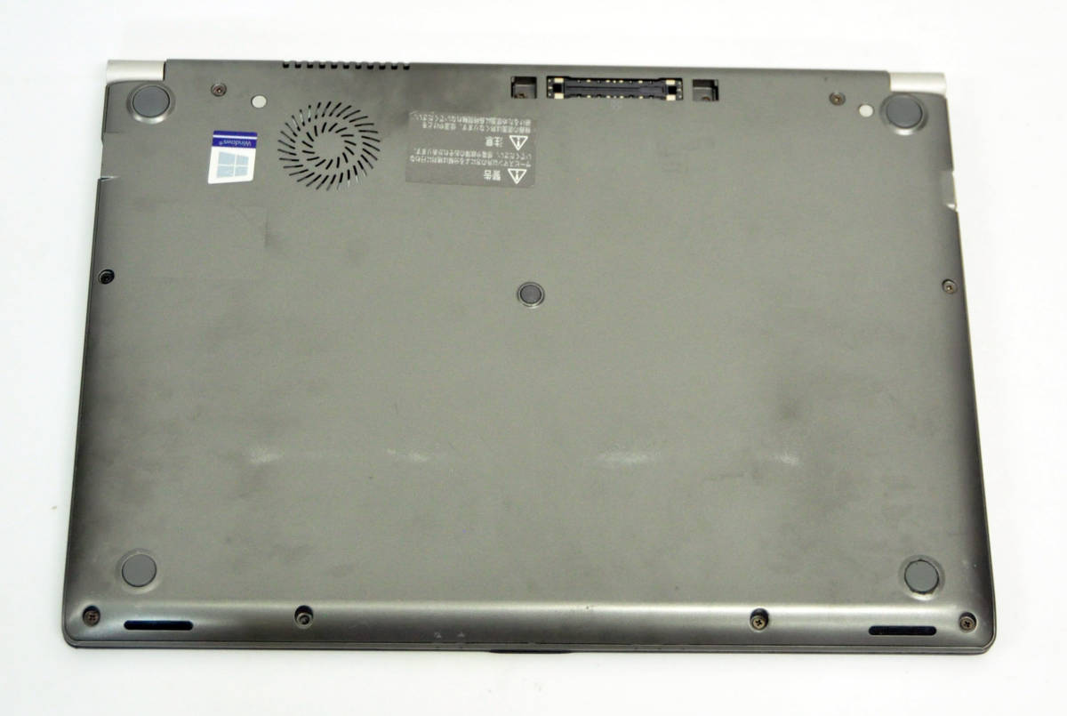 ♪ 上位モデル dynabook R63/H ♪第8世代 Core i5-8250U/ メモリ8GB