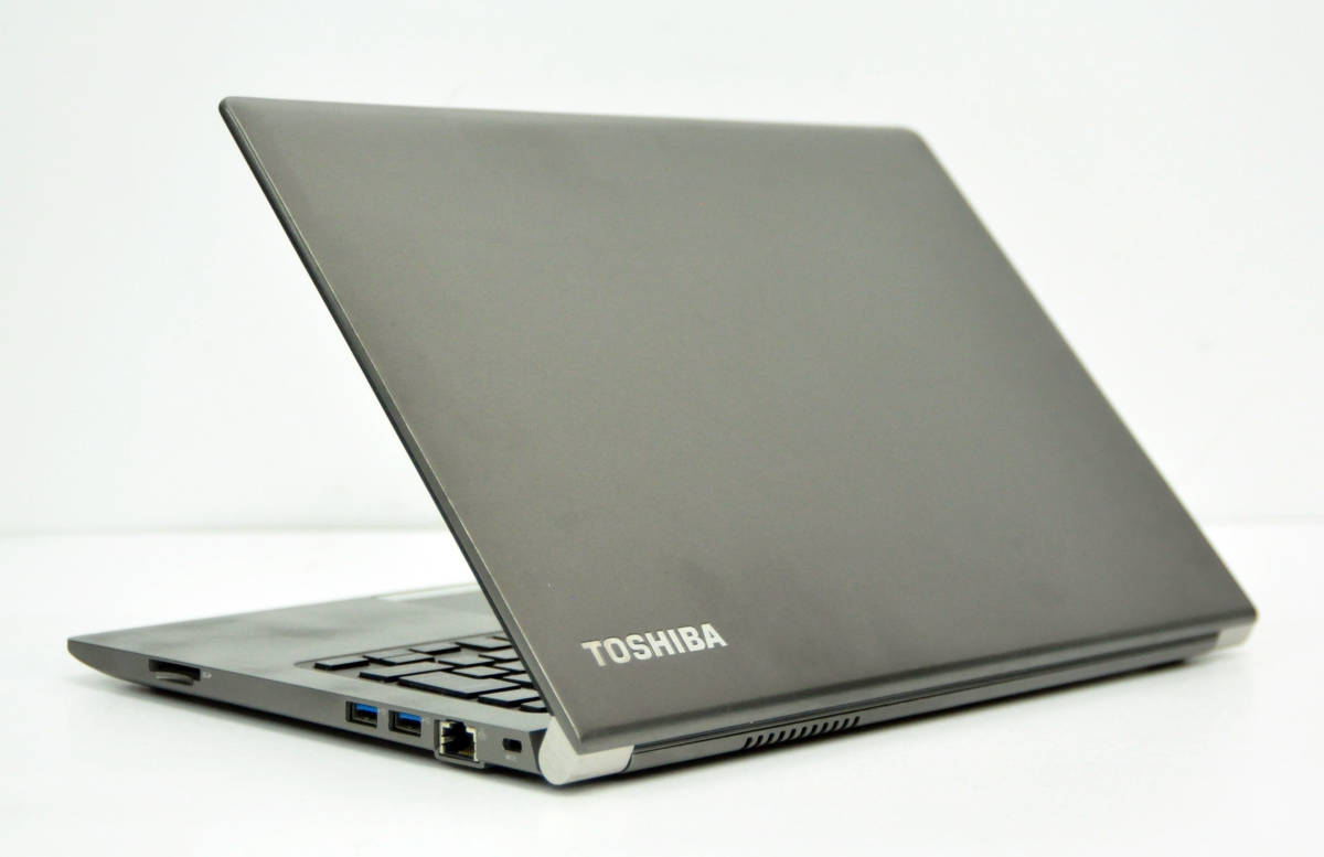 ♪ 上位モデル dynabook R63/H ♪第8世代 Core i5-8250U/ メモリ8GB