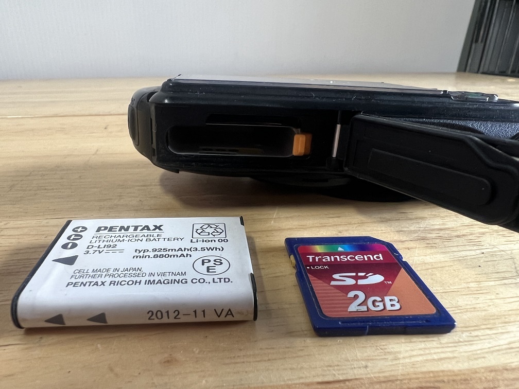 ◇PENTAX ペンタックス WG-10 防水 防塵 耐衝撃 デジタルカメラ 充電器