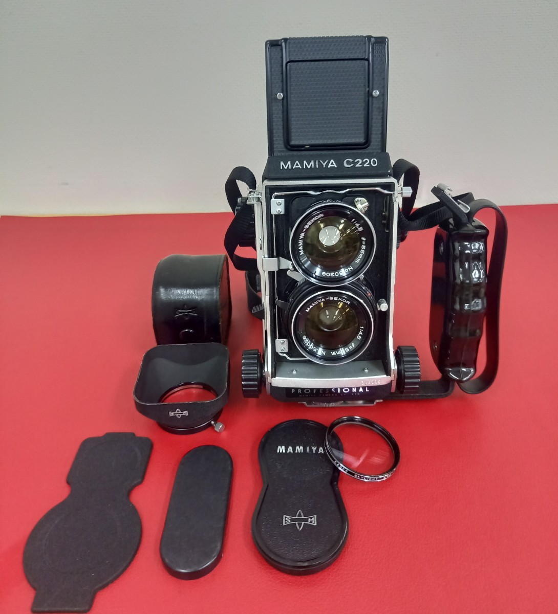 MAMIYA C22 PROFESSIONAL マミヤ + MAMIYA-SEKOR 1:3.5 105mm SEIKOS-S