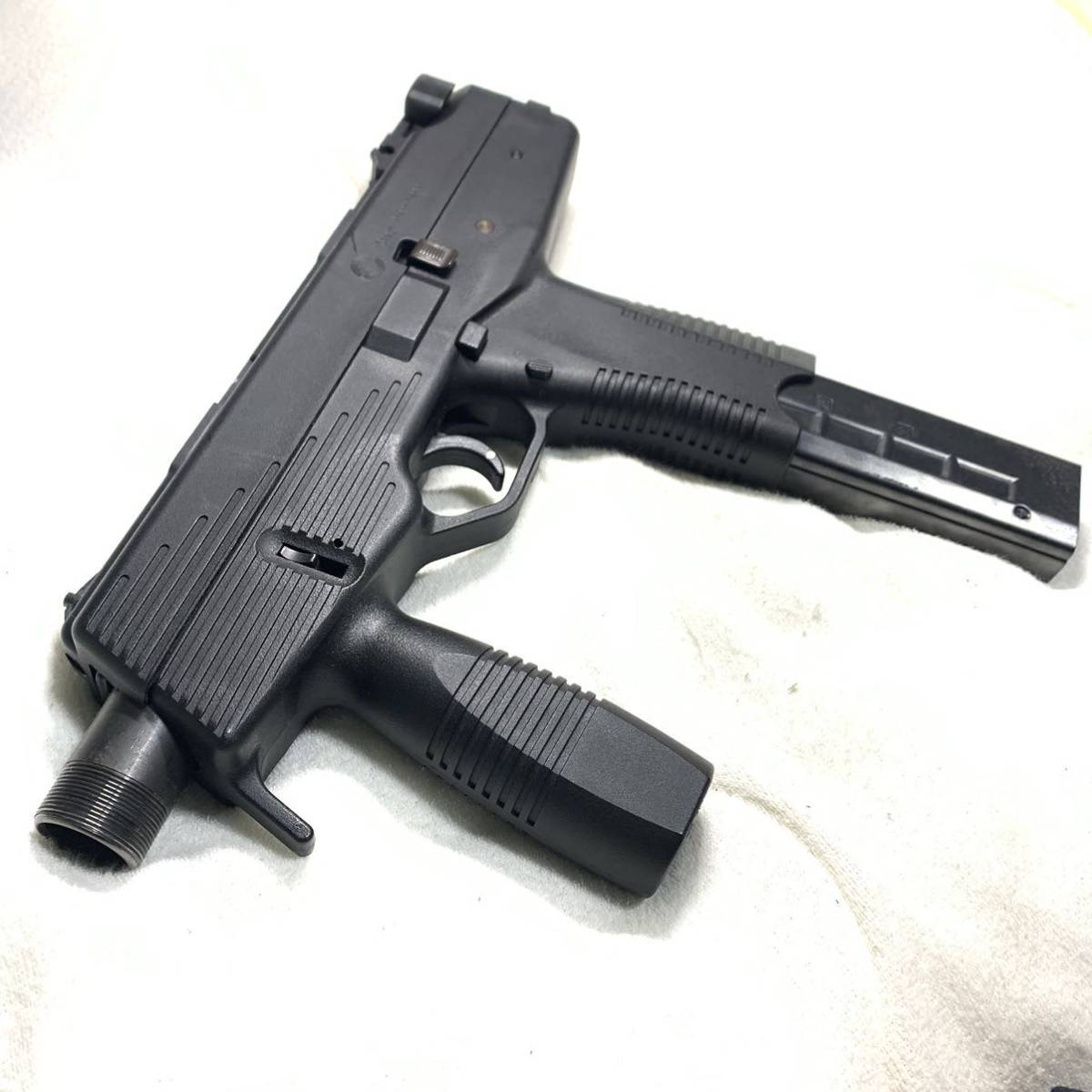 KSC TMP ハードキックタイプ　バイオハザードRE4 KSC ステアーTMP /mp9/ガスブローバック/GBB/バイオハザード4/re4