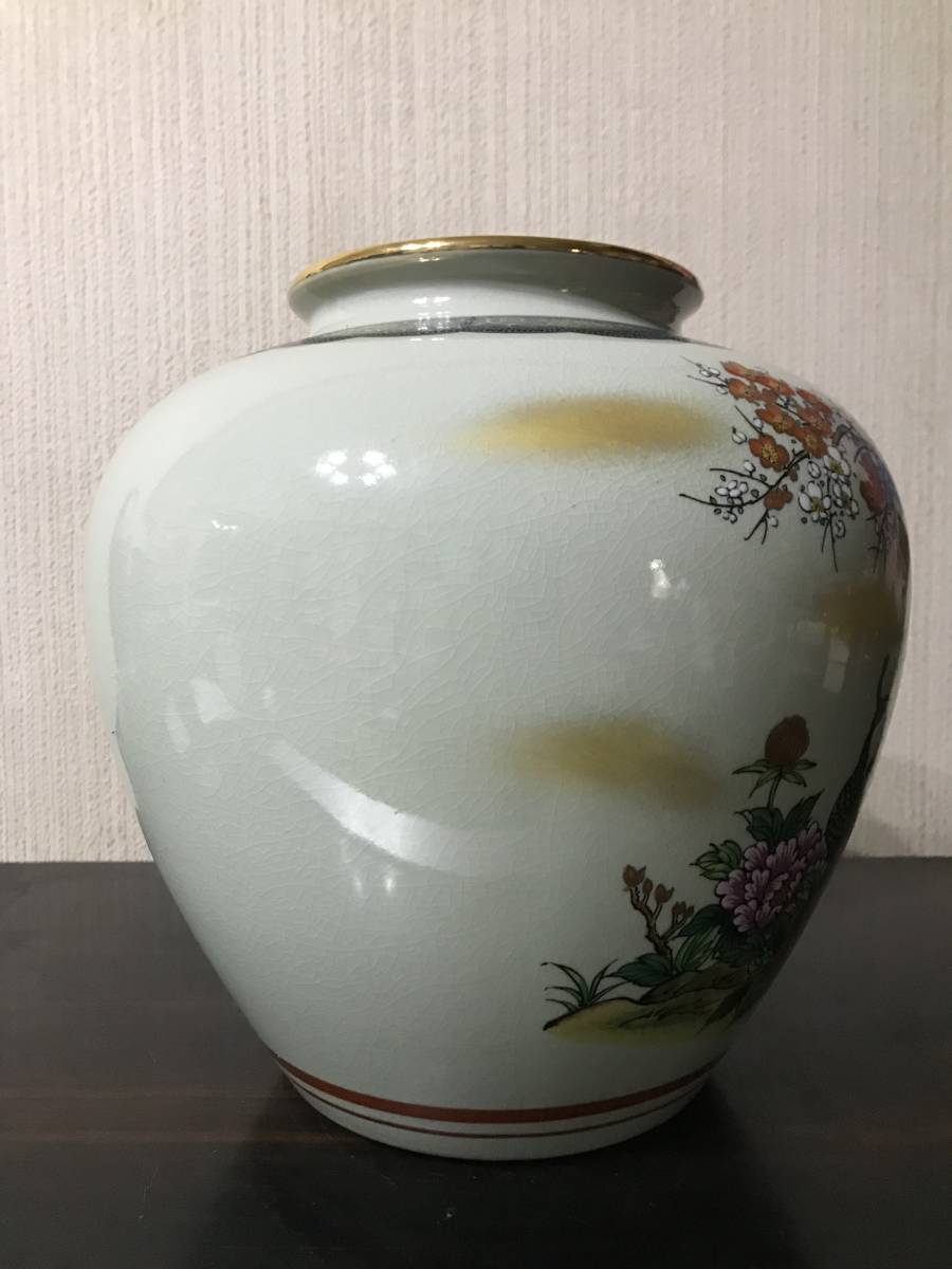 美品【九谷焼】ほぼ新品 清峰作花瓶 金彩 牡丹 孔雀 九谷焼 金彩 色絵 古い