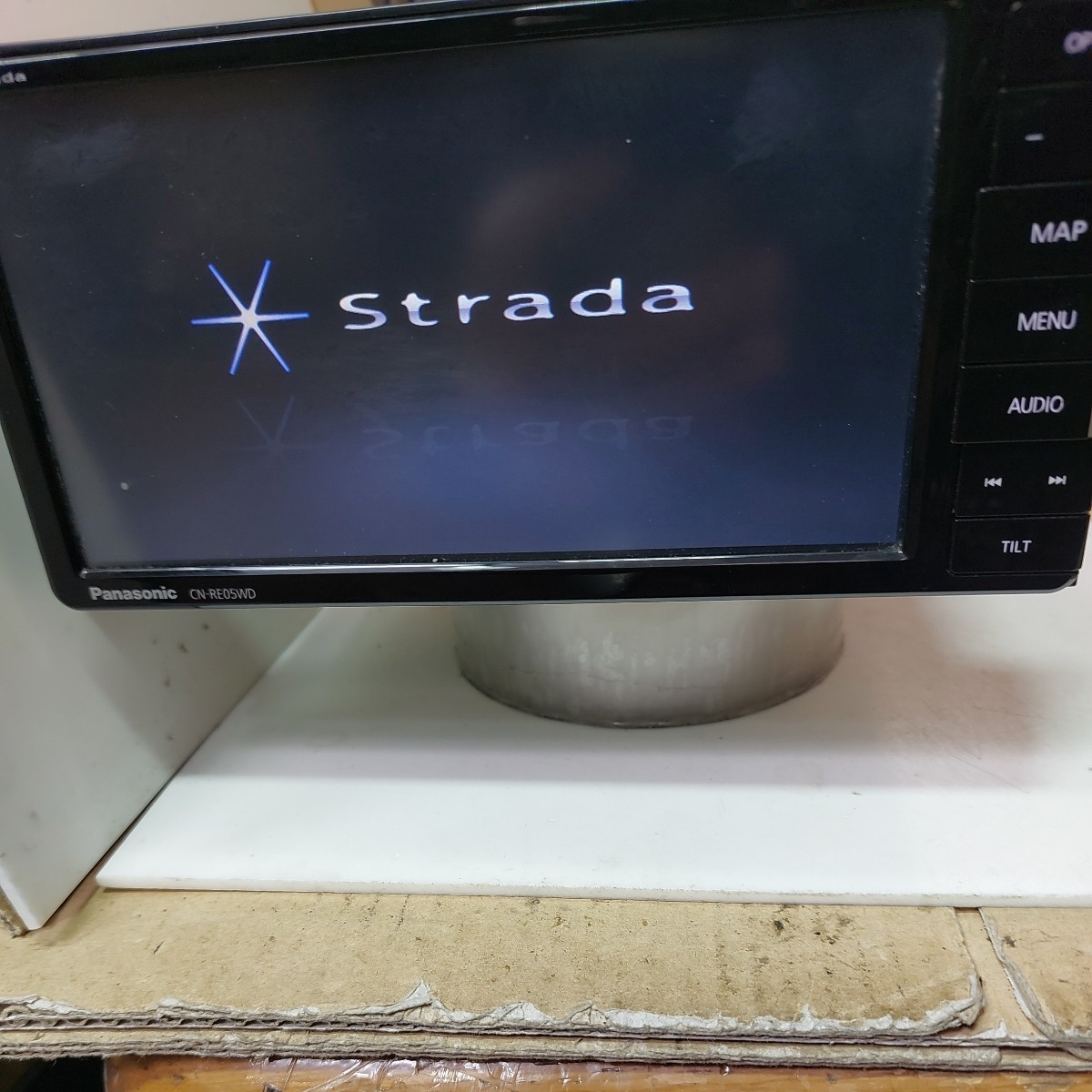  パナソニック ストラーダ CN-RE05WD 2018年度地図データ 管理番号: 23011204(メモリーナビ)｜売買されたオークション情報、yahooの商品情報をアーカイブ公開 - オークファン メモリーナビ