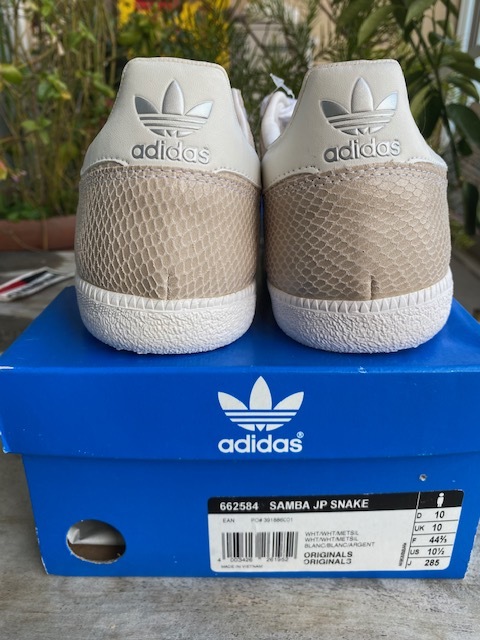 箱付き！新品未着用デッドストック！adidasアディダス・限定蛇柄SAMBA 