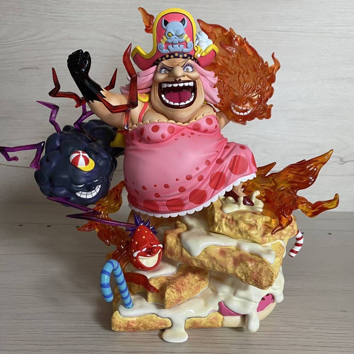 四皇 ビッグマム リンリン yang&xs ワンピース フィギュア コレクタブル WCF タイプ 海外 GK