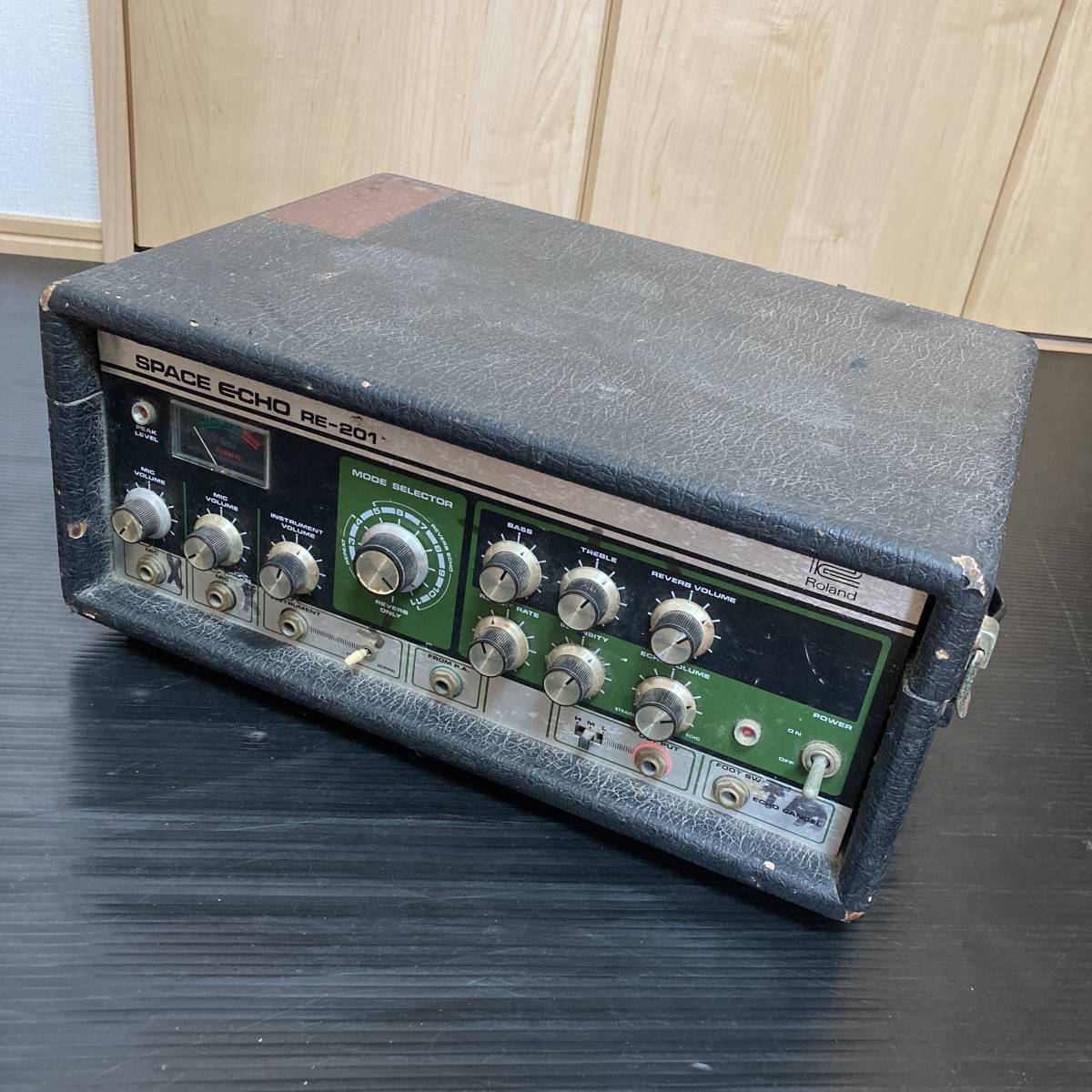 Roland RE-1000 ギターエフェクター 動作品】希少 Roland BOSS RE-1000 デジタルマルチエコー 動作品