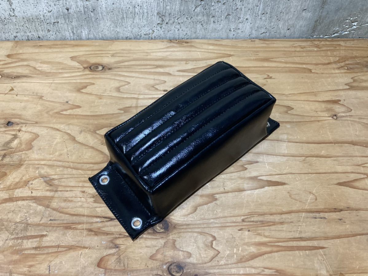 ピリオンパッド 新品 スポーツスター 883 パンヘッド ショベル ナックル ハーレー チョッパー sr400 ソロシート BATES ベイツ