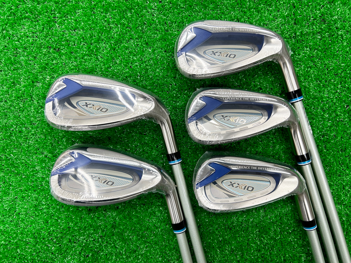 【新品】ゼクシオ12 限定ホワイトモデル レディース 5本セット(#7-PW，SW) MP1200 (L)