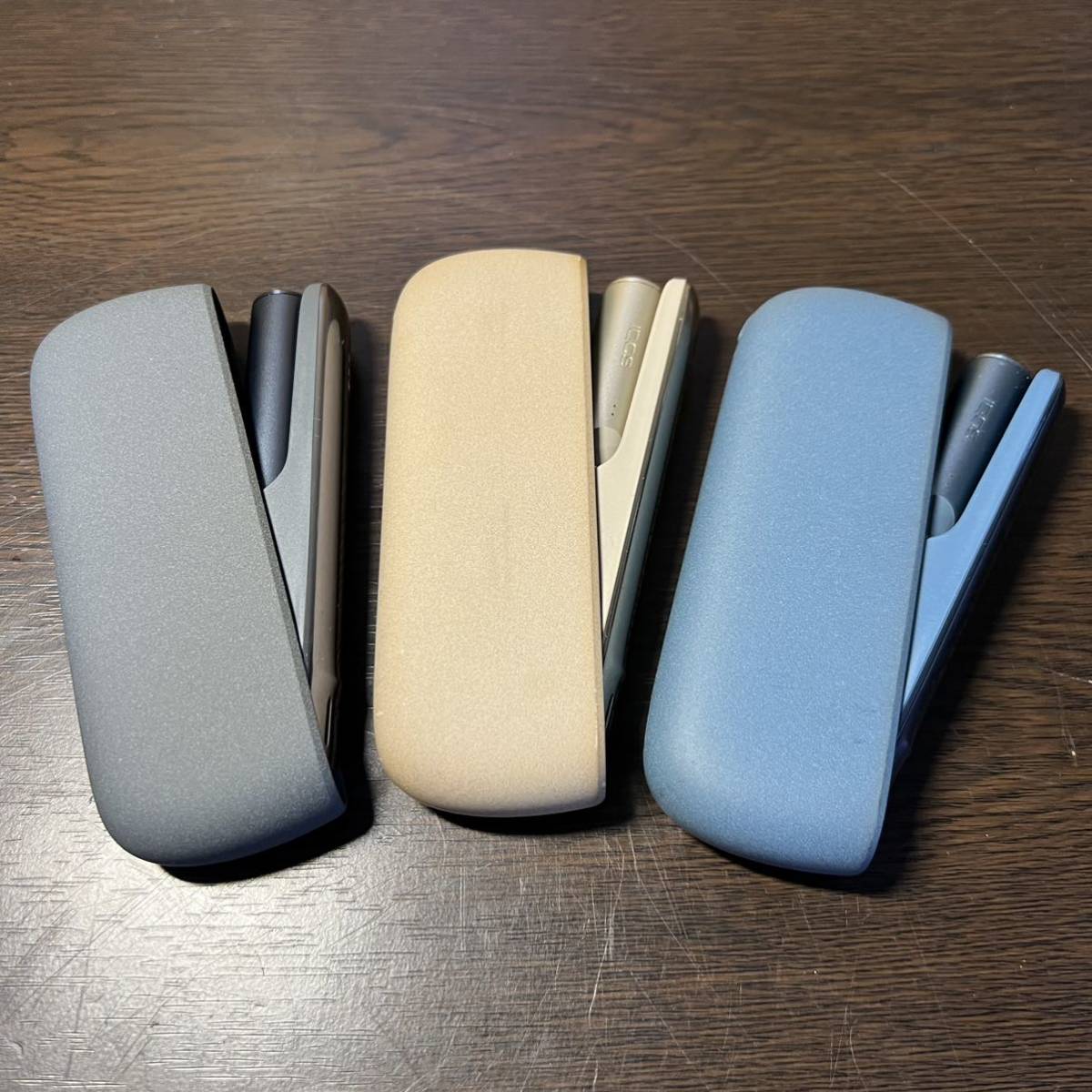 【大得価，格安】 1円~ 通電OK 3点セット IQOS ILUMA アイコス イルマ M0001 C1402 ペブルベージュ ペブルグレー アズールブルー 喫煙具 加熱式 電子タバコ(その他)｜売買されたオークション情報、yahooの商品情報をア その他