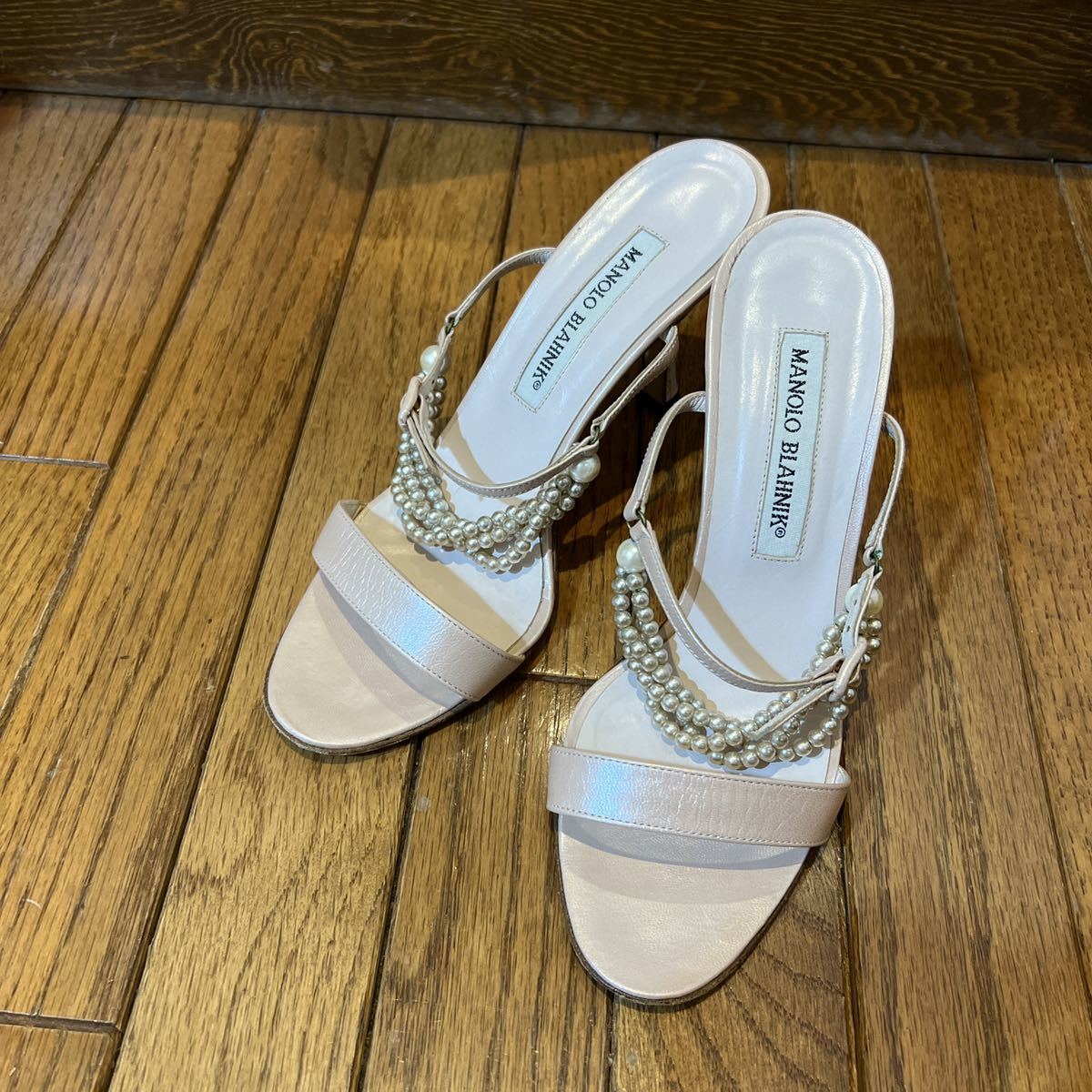 MANOLO BLAHNIK マノロブラニク シューズ パンプス サンダル 【公式通販】