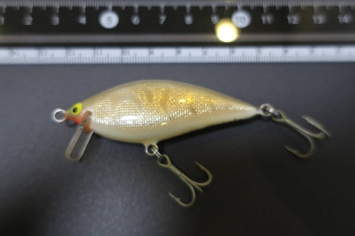 ●タックルハウス　ツインクル・フラッピー（小）　グレーバック