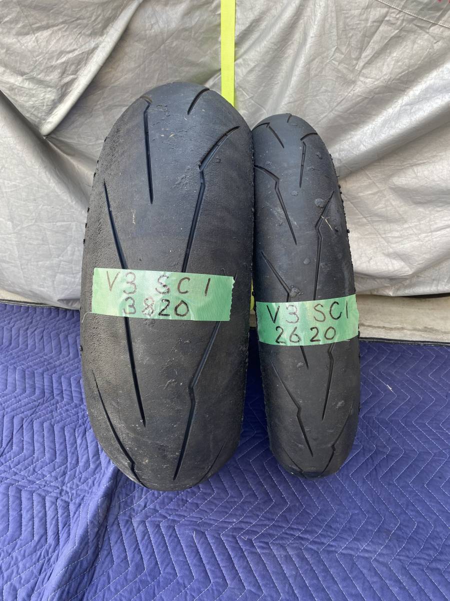 中古品 ディアブロ スーパーコルサ V3 110/70ZR17 150/60ZR17 前後