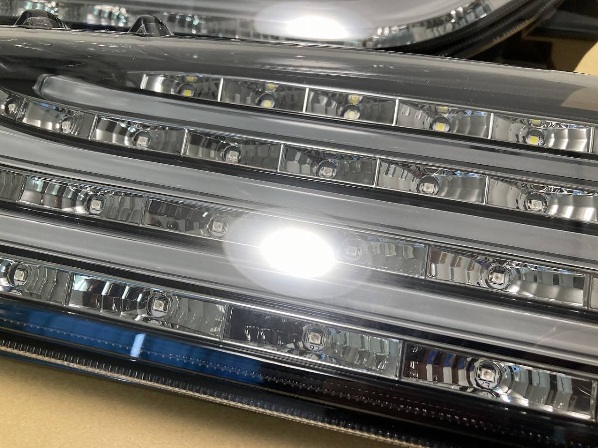 ■ioy0411■ハイエース 200系　テールライト　テールランプ　左右　LED■EAGLE EYES EE-TY788■TY788-BJSE2-SCB5HK■ ハイエース テールランプ 200系 2型 1型 オープニング