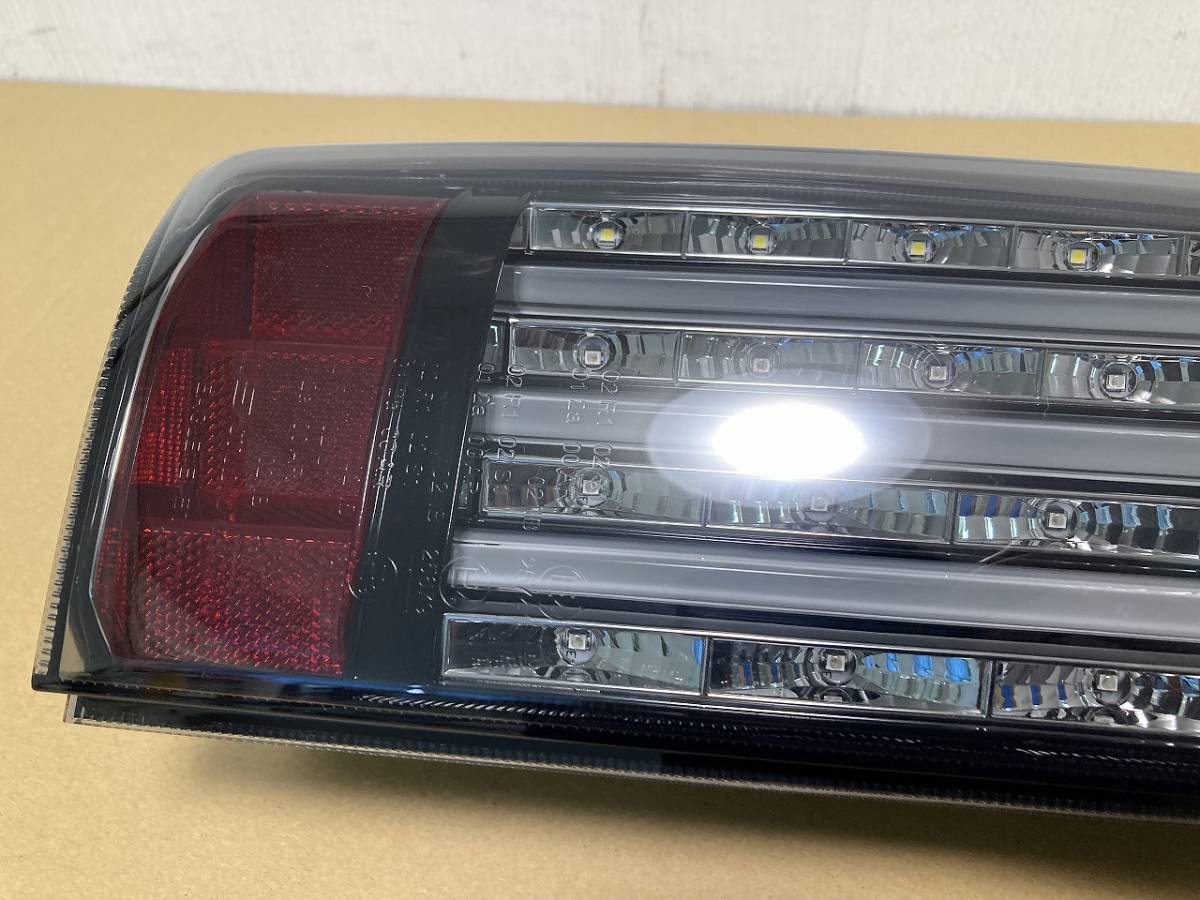 ■ioy0411■ハイエース 200系　テールライト　テールランプ　左右　LED■EAGLE EYES EE-TY788■TY788-BJSE2-SCB5HK■ ハイエース テールランプ 200系 2型 1型 オープニング