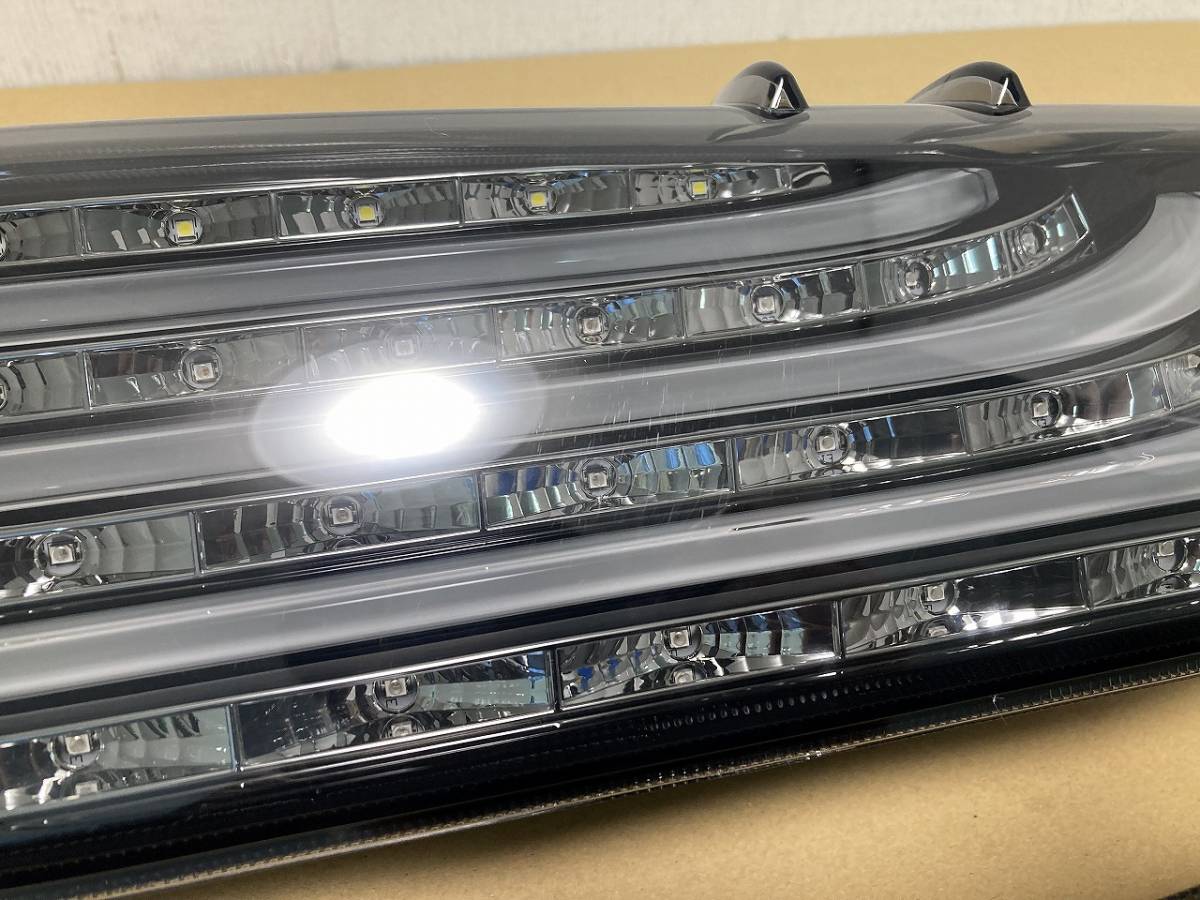 ■ioy0411■ハイエース 200系　テールライト　テールランプ　左右　LED■EAGLE EYES EE-TY788■TY788-BJSE2-SCB5HK■ ハイエース テールランプ 200系 2型 1型 オープニング