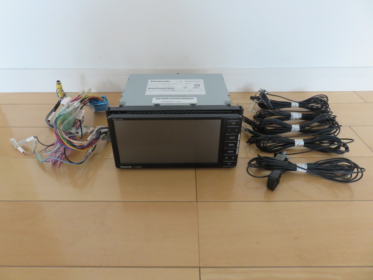 Panasonic Strada（ストラーダ）SDカーナビステーション（2018モデル