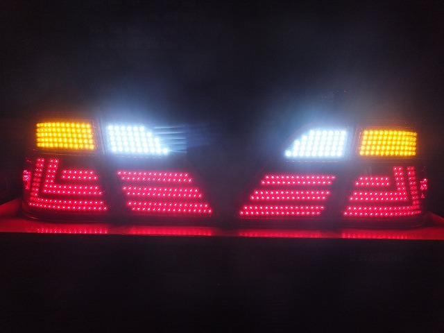 18 クラウン 後期 純正 テール LED W流星 加工品 ゼロ クラウン