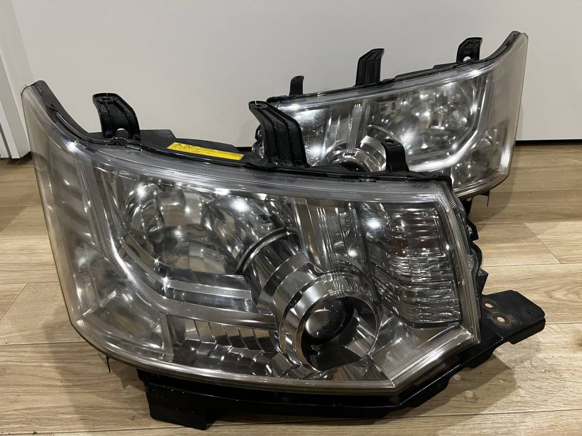 デリカD:5 デリカ D5 CV5W CV1W CV2W CV4W 純正 HID ヘッド