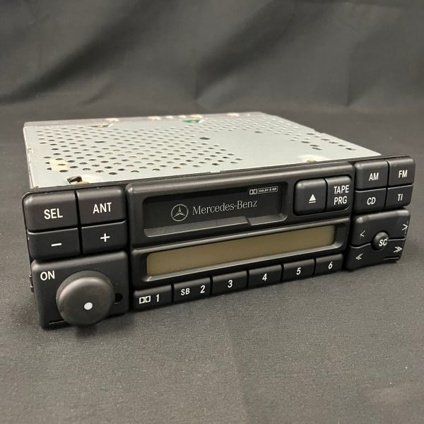 DCc168A06 Mercedes-Benz メルセデスベンツ FA031317A テープデッキ AM FM ラジオ オーディオ