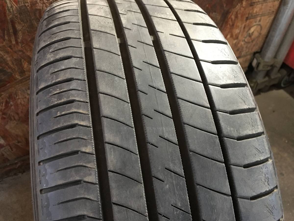 NV350キャラバン 17インチキーラーフォースアルミホイール＆溝有225 