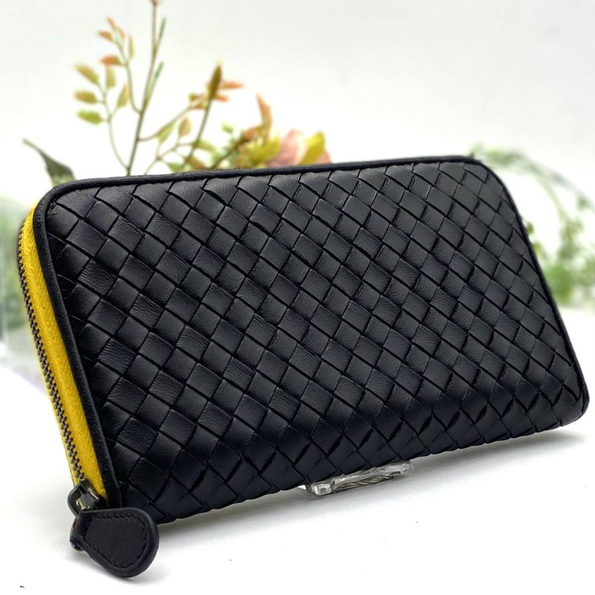 y*）様 BOTTEGA VENETA 三つ折り財布 イントレチャート ブラック 美品 BOTTEGA VENETA ボッテガヴェネタ イントレチャート ブラック