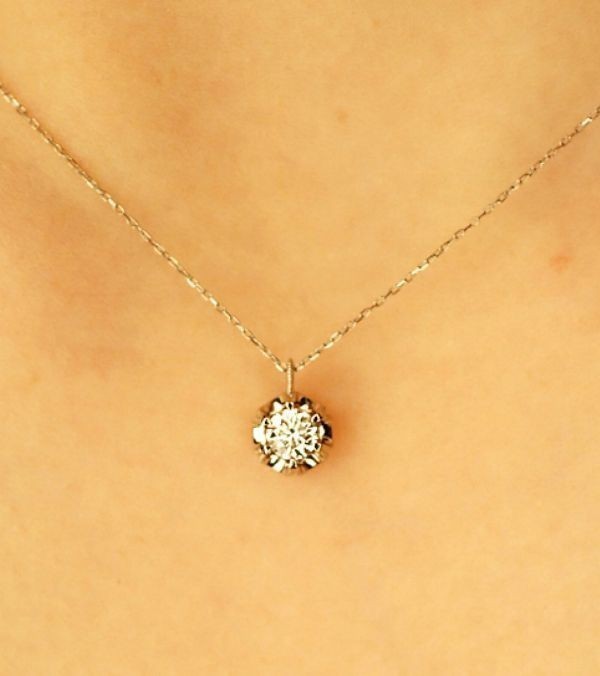 【セール】 輝き 包みデザイン 0.2ct ダイヤモンド ネックレス 18金 K18YG 18金製品 国内製作品 安心品質 1212(イエローゴールド)｜売買されたオークション情報、yahooの商品情報をアーカイブ公開 - オークフ ゴールドチェーン