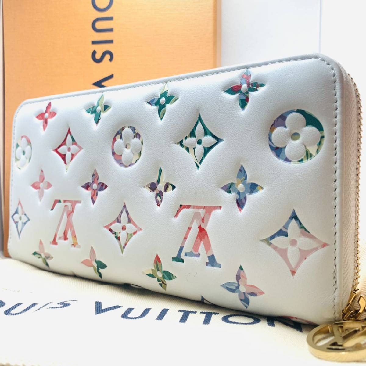 極美品☆現行】ルイヴィトン LVガーデン ジッピーウォレット ICチップ 