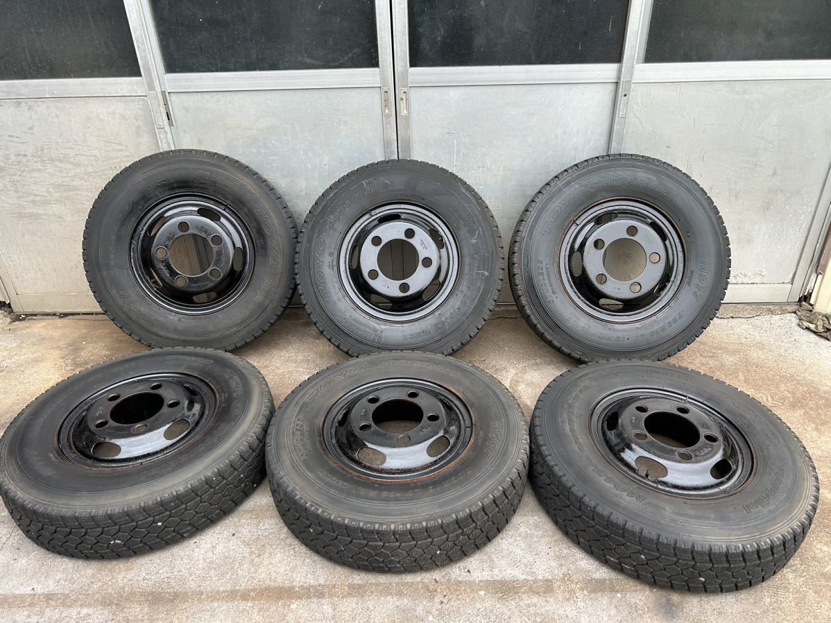 人気セール，お買い得 TOYO 7.00R16 10PR HYParadial M917 バリ山スタッドレスホイール付き6本セット 16.13mm前後 BDB16&times;5.50F 115-8 穴径:32mm ハブ径:152(タイヤ・ホイールセット)｜売買されたオークション情報、yahooの商品情報 タイヤ・ホイールセット