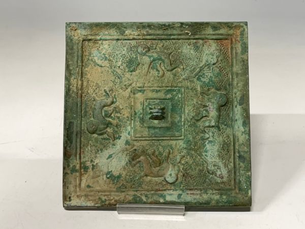 【100%新品，2025】 Cs1480 兵庫県旧家F氏より委託 中国 漢時代 青銅 猿文 方式 鏡 古鏡銅鏡 中国金工作品唐鏡舶来伝来(鏡)｜売買されたオークション情報、yahooの商品情報をアーカイブ公開 - オークファン 鏡