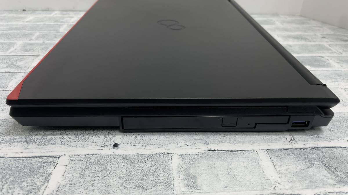 富士通 LIFEBOOK A5510/FX FMVA8804TP［第10世代 Intel Core i3-10110U 