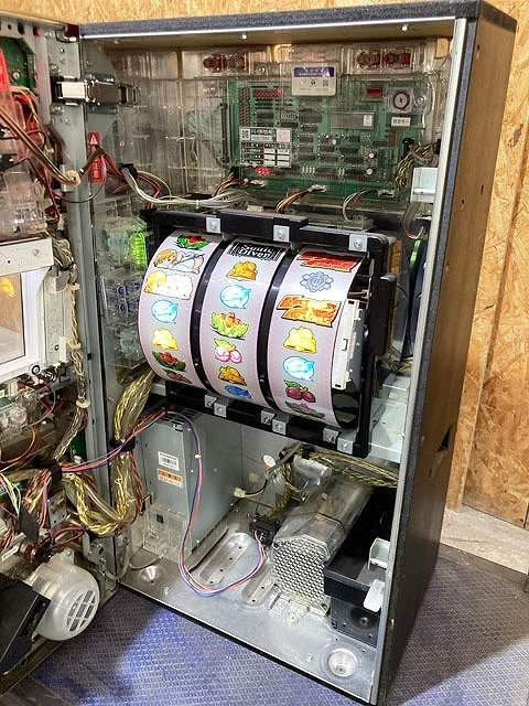 TME74930相 よろしく！ゼロ スカイガールズ スロット台 パチスロ実機